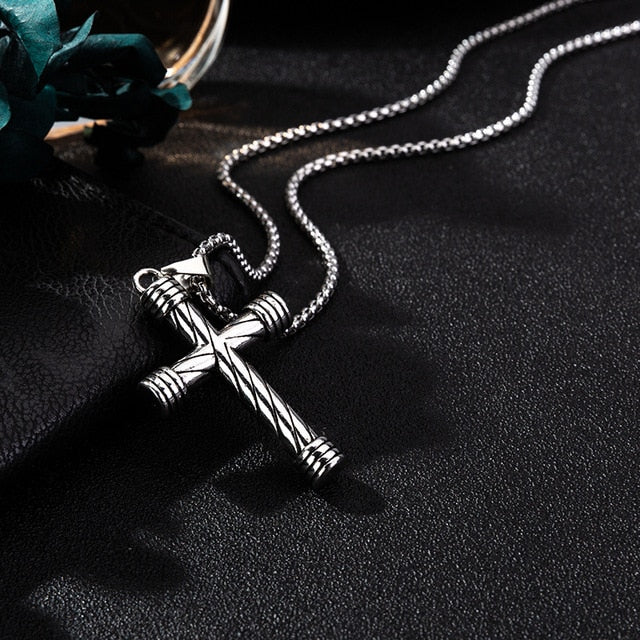 2019new  Hot Sale Punk Men Chain Necklace  Crow Skull Pendant Necklace Trendy Jewelry Necklace Women  Fashion Jewelry