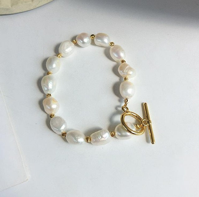 HUANZHI 2019 New Baroque Irregular Imitation Pearls Gold Metal Link Chain Bracelets for Women Girl Summer Party Jewelry