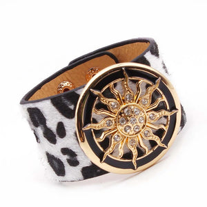 D&D Fashion Leopard Charm Leather Bracelets For Women Simple All-Match OL V Word Wide Cuff Bracelet Femme 2019 New Hand Jewelry