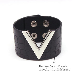 D&D Fashion Leopard Charm Leather Bracelets For Women Simple All-Match OL V Word Wide Cuff Bracelet Femme 2019 New Hand Jewelry