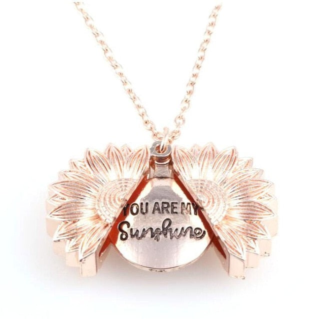 2019 Statement Alloy Rose Pendant Necklace 4 Color Women Jewelry Accessories Gold Chain Necklace for Women Memorial Day Gift