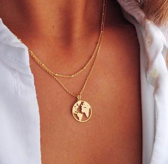 World Map Necklace Globetrotter Gold Map Pendant World Choker Map Crescent Moon Necklaces&Pendants Dainty Pendants For Women