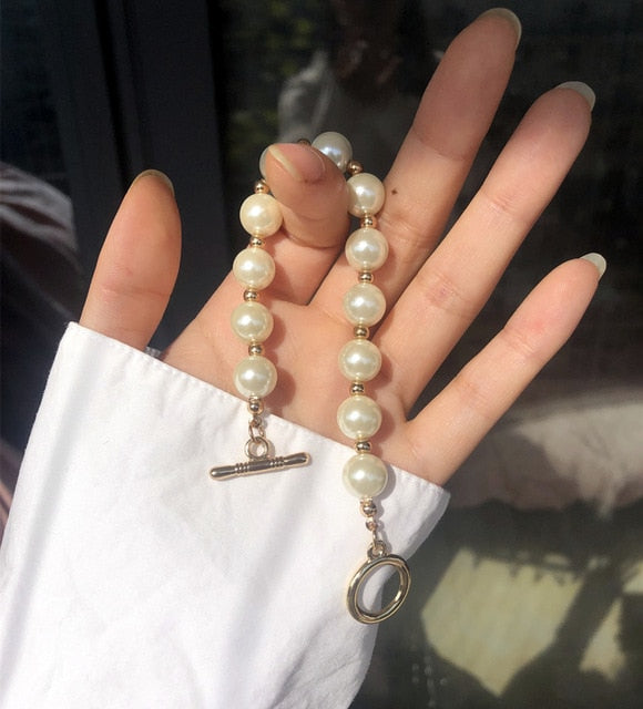 HUANZHI 2019 New Baroque Irregular Imitation Pearls Gold Metal Link Chain Bracelets for Women Girl Summer Party Jewelry