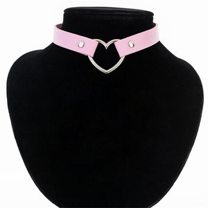 Meajoe Trendy Sexy Punk Gothic Leather Heart Studded Choker Necklace Vintage Charm Round Collar Necklaces Women Jewelry Gift