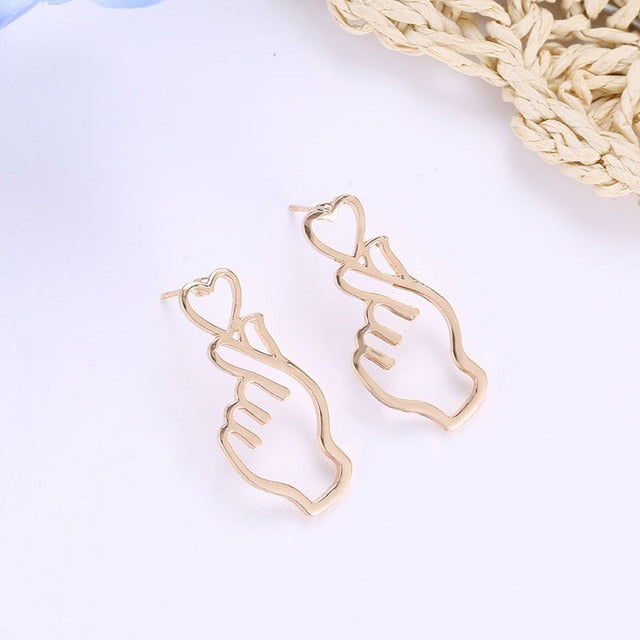 Korean Hand Earrings Women Jewelry Earings Stainless Steel Show your Love Heart Stud Earrings Girl boucle d'oreille 2Pcs